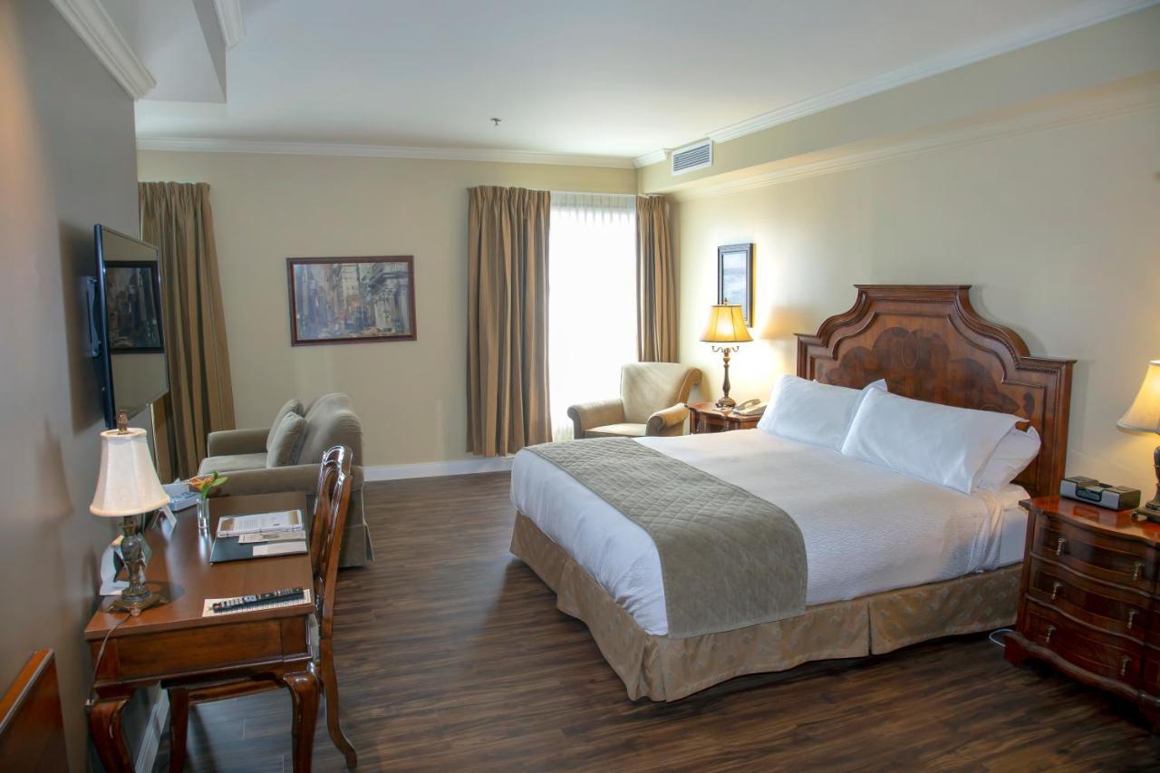 Hotel Brossard Luaran gambar