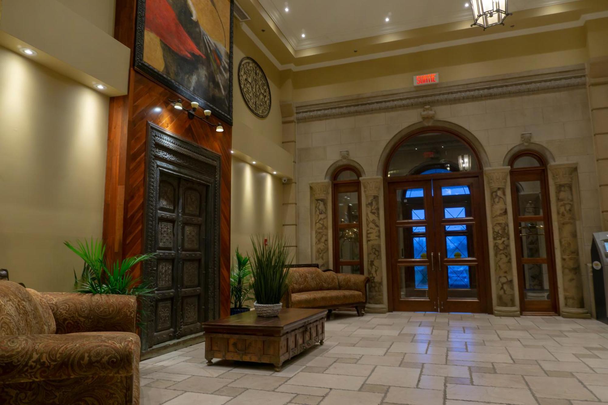 Hotel Brossard Luaran gambar